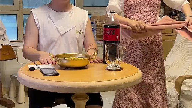 当我检查了老公的手机后却什么也没发现…