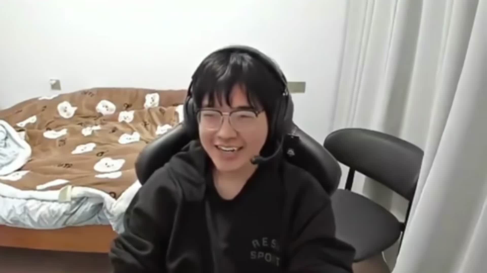 想听中立解说的出去，你熊哥要大开杀戒了