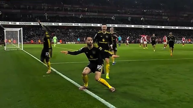 说脏话庆祝的库尼亚很激动