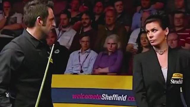 火箭最尴尬的一次，被塔布警告做不雅动作，委屈带着情绪破乱局。