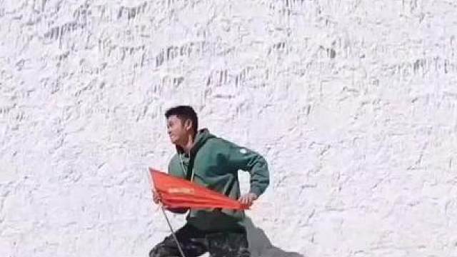 一命通关航天？这仨人今晚是想干点啥大事？