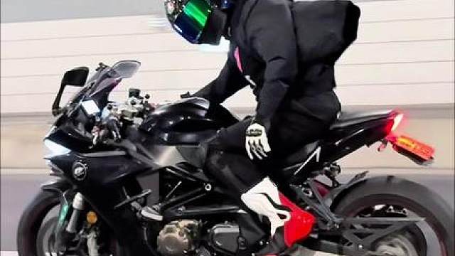 征服你的不是类型，是感觉