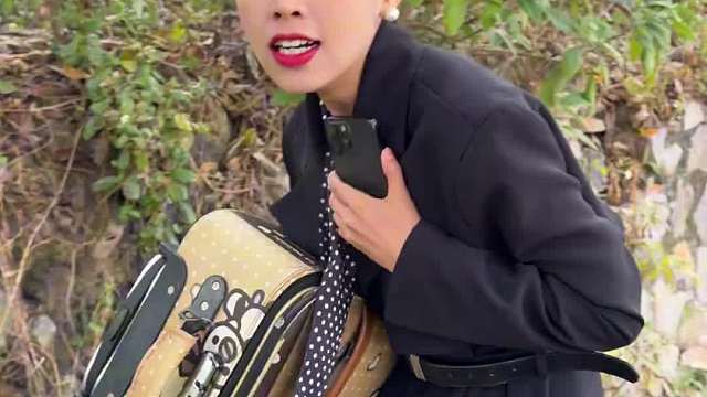 过年回村的压迫感