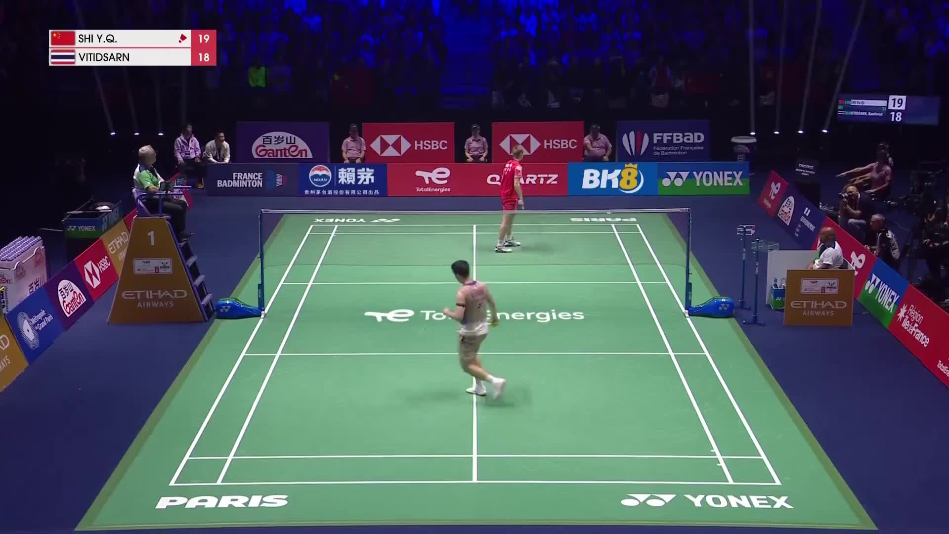 七年磨一剑，恭喜荣登世界冠军宝座有惊无险的战胜昆拉武特！