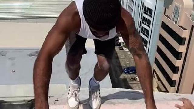 勇敢的人先享受世界