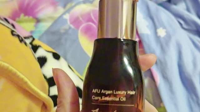 拾宓护发精油咋样？头发干枯用啥护发精油修？干枯修复正品！