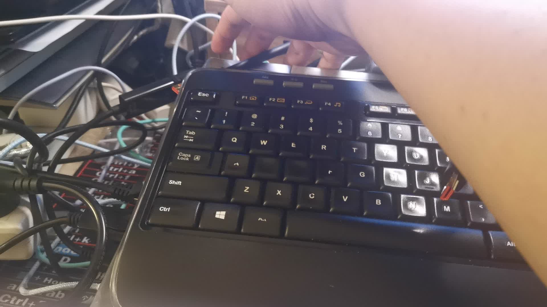 800包邮的兆芯KX6000G丨4一体机解决内屏黑屏问题4