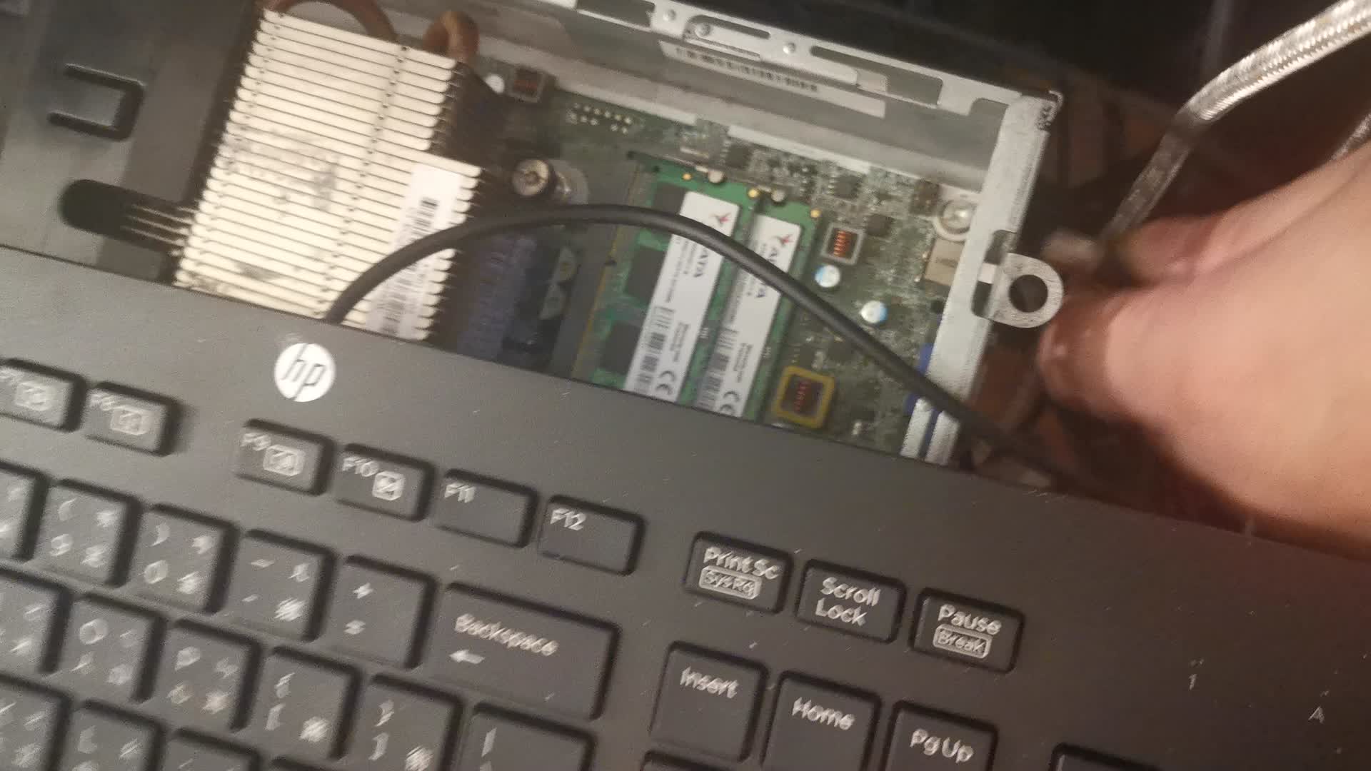 800包邮的兆芯KX6000G丨4一体机解决内屏黑屏问题5