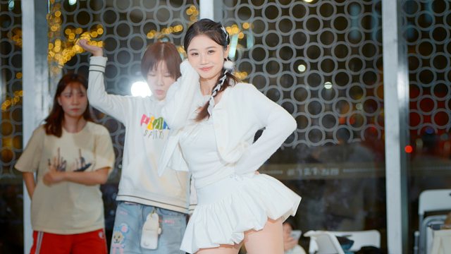 云七美晕！随舞 二三代 信达金茂