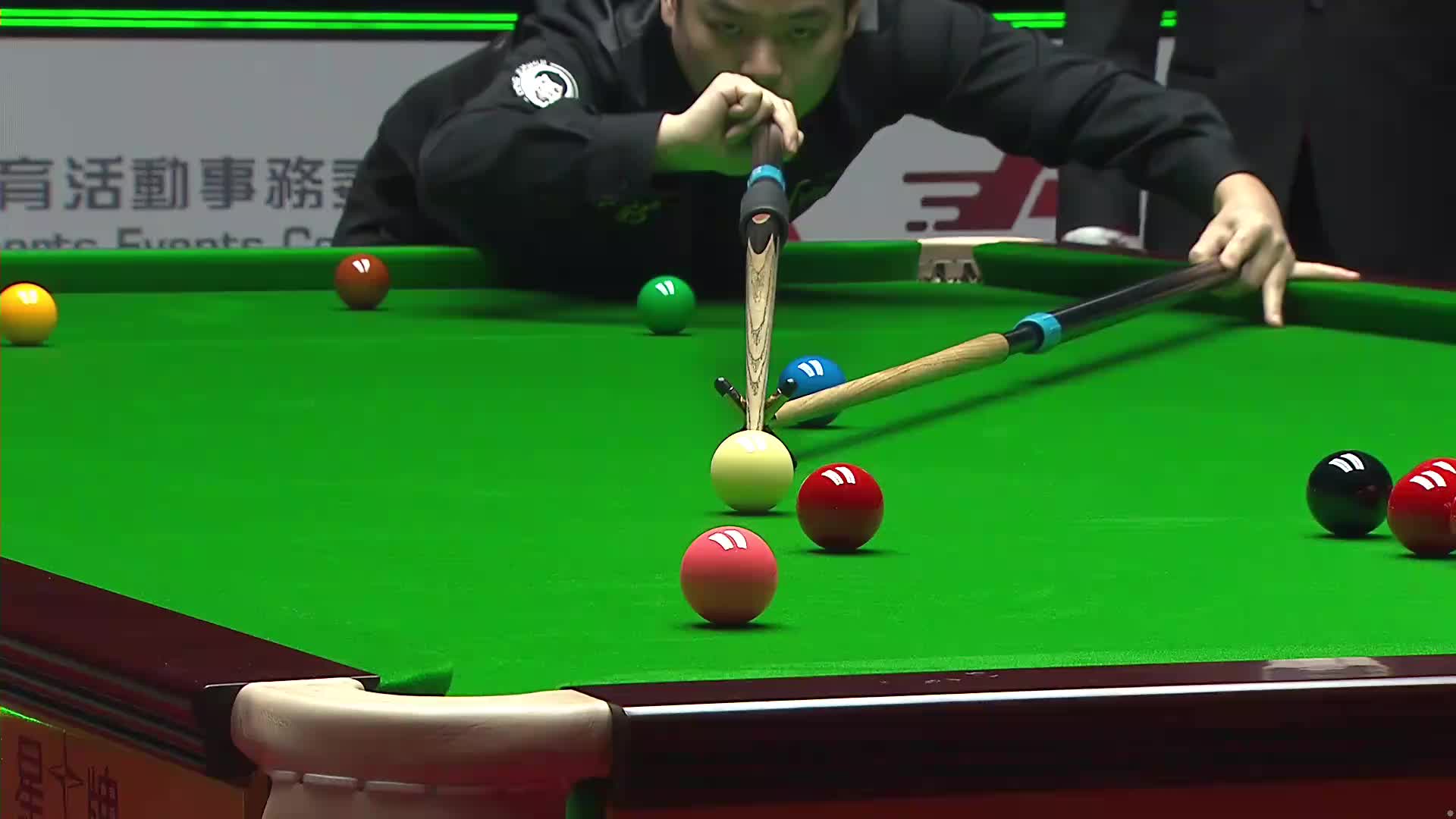 庞俊旭VS斯佳辉 2026斯诺克世界大奖赛