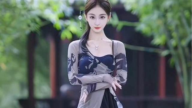 落霞与孤鹜齐飞，秋水共长天一色