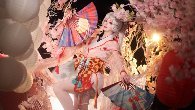 “招聘不知火的擦腿师”