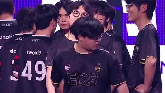 EDG依旧图三全员发力，让一追二顶住压力翻盘TYL