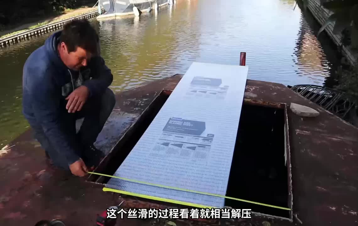 夫妻二人花费数十万买下废弃轮船，直接将其建成适合居住的家