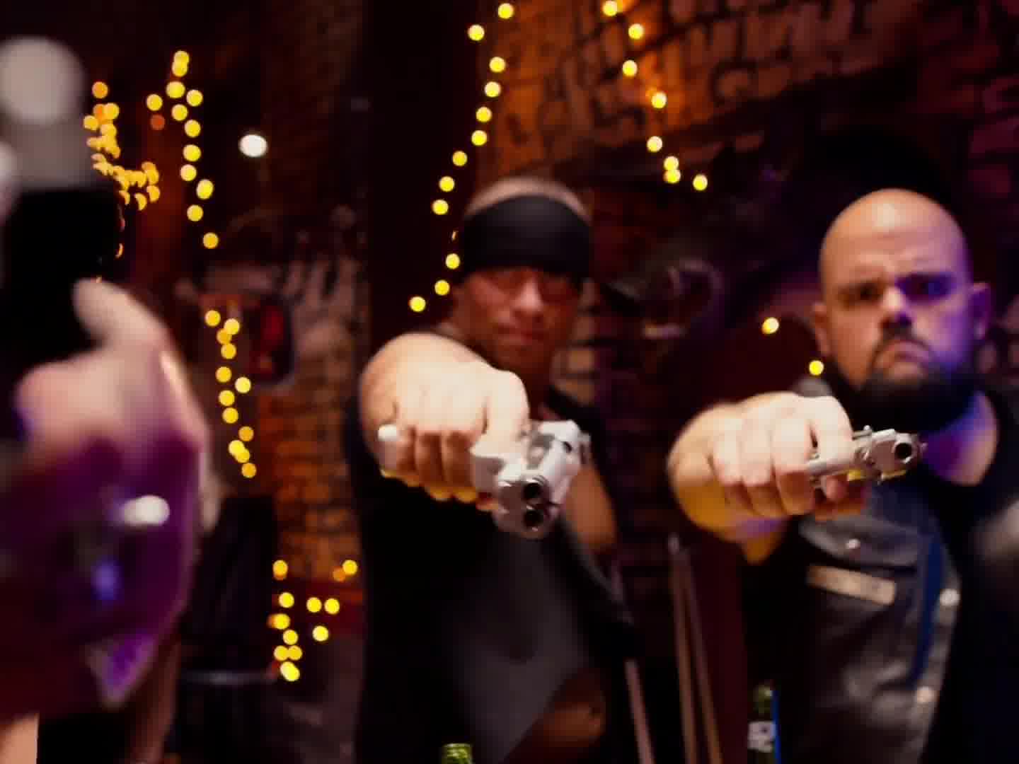 你奶奶明天结婚？