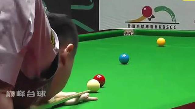 世界大奖赛四分之一决赛中，肖国栋以5比2淘汰斯佳辉，轻松晋级四强！