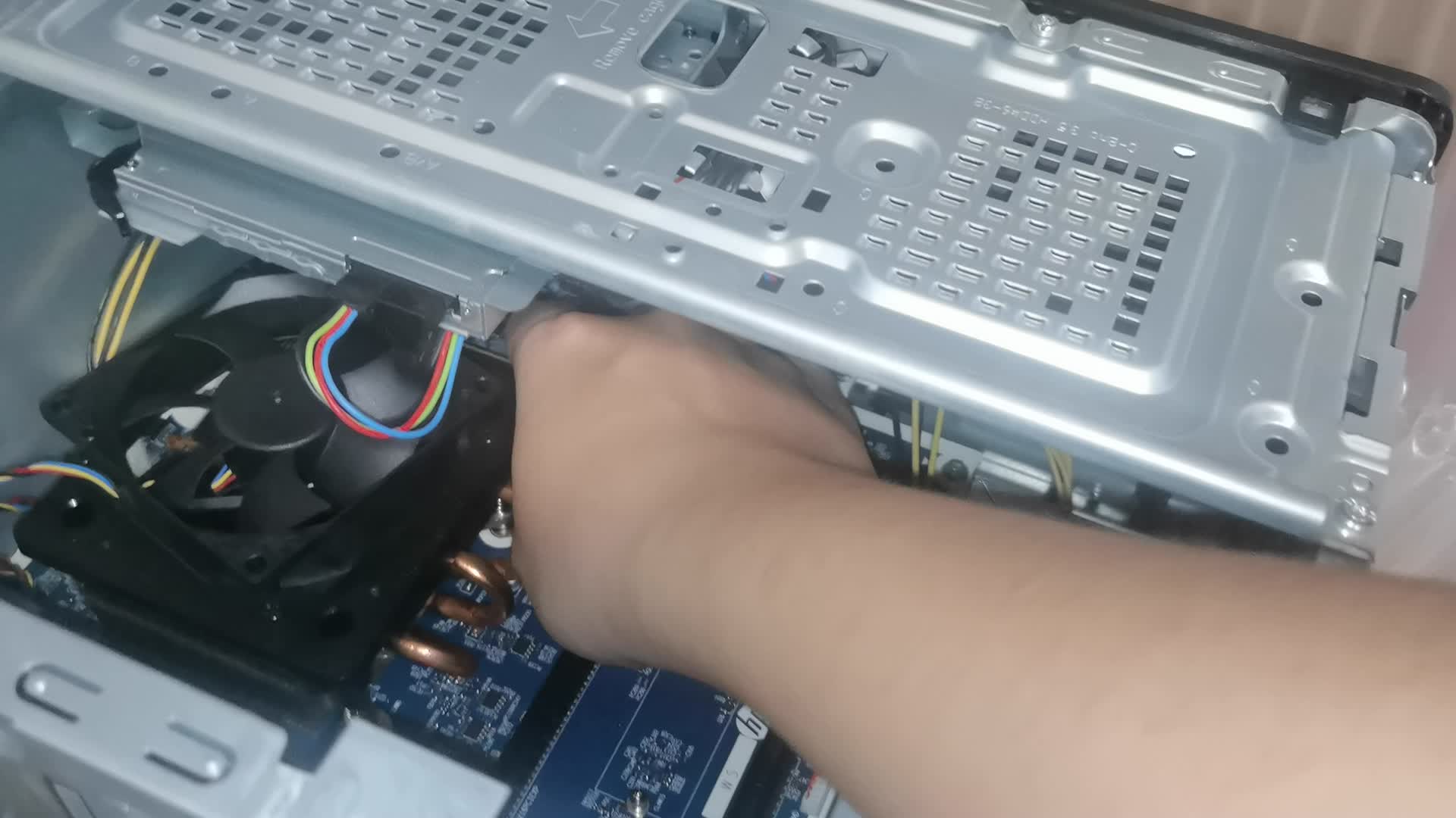 600包邮的HP268国产CPU主机开箱2