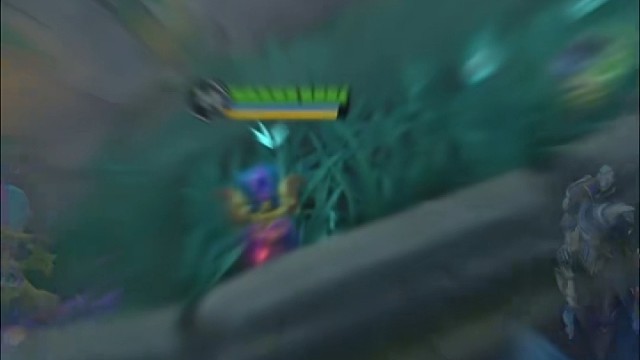 极限夹缝，惊险逃生