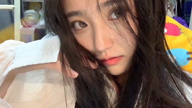 不是花需要花店，是花店需要花