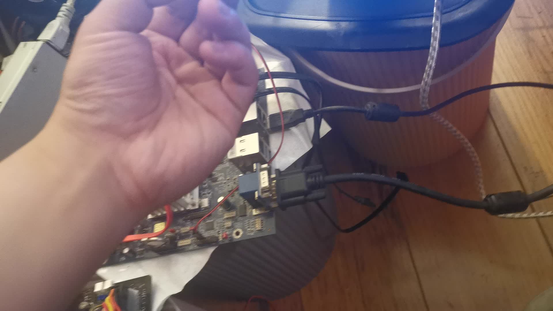 【图吧日常】如何让组装内存条点亮过测（反撸贩子倒钩）