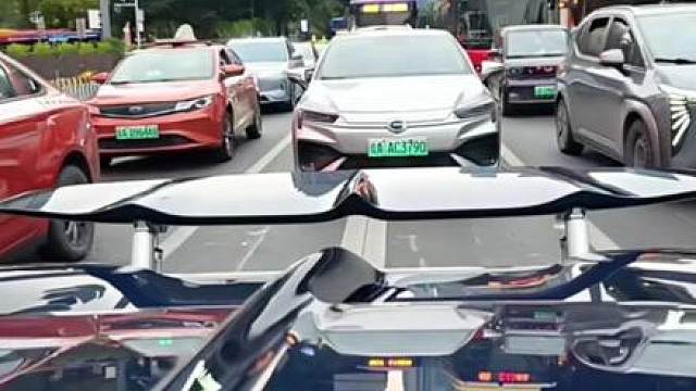 布加迪第三视角