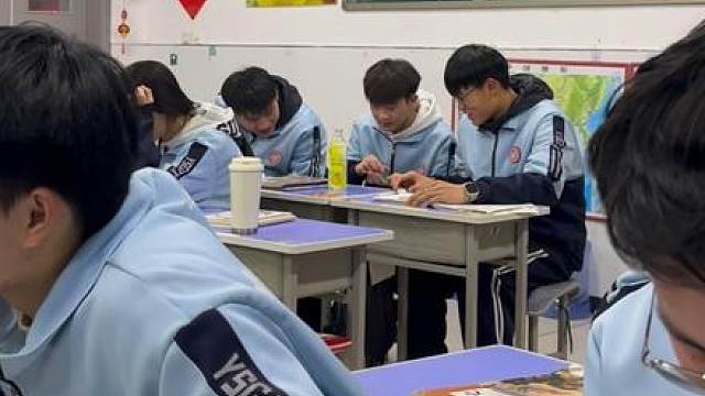 强者不抱怨环境