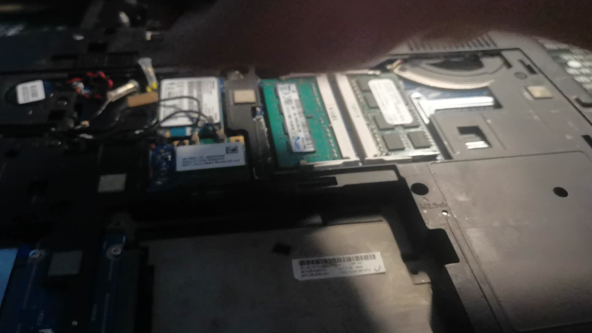 【图吧日常】HP8770W拆机换CMOS电池系统盘无线网卡（BIOS清零）