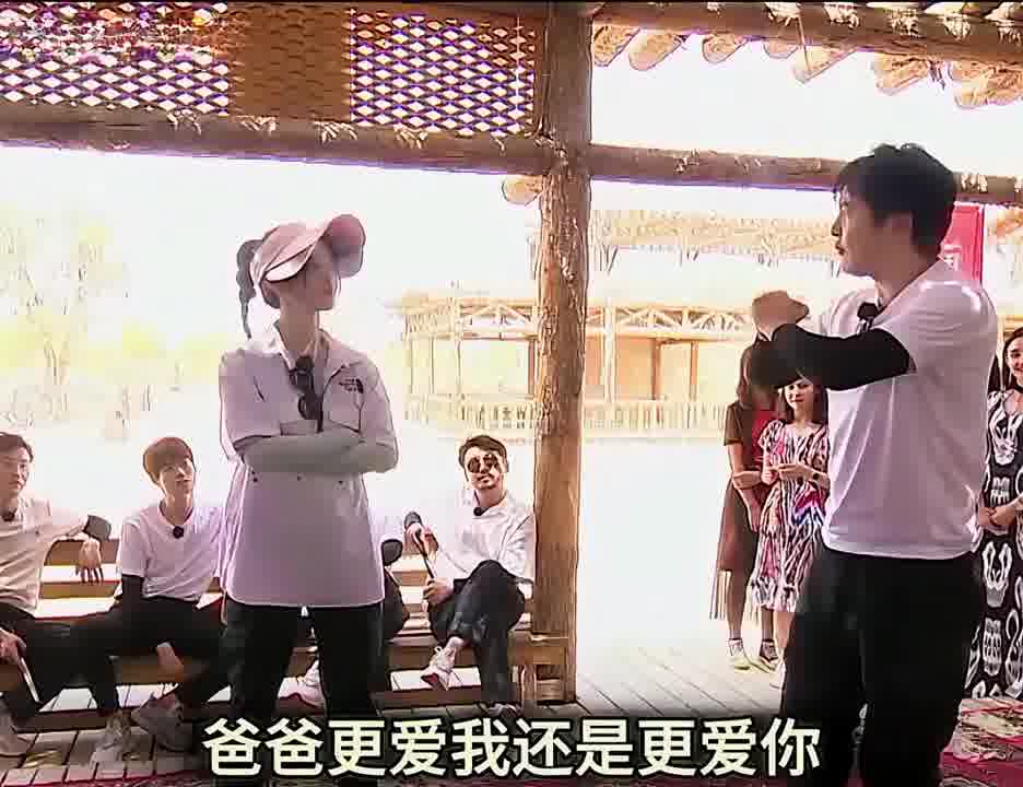 杨超越被套路，雷佳音：老郭你是啥便宜都想占啊…