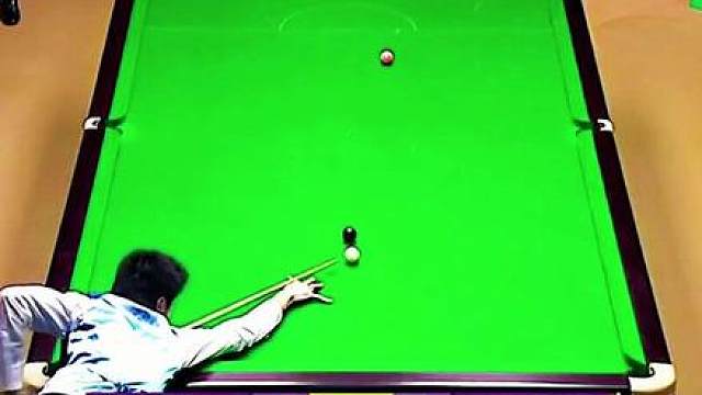 超2分就提前庆祝，不料下一秒就失误，康忙大帝梁文博社死场面！