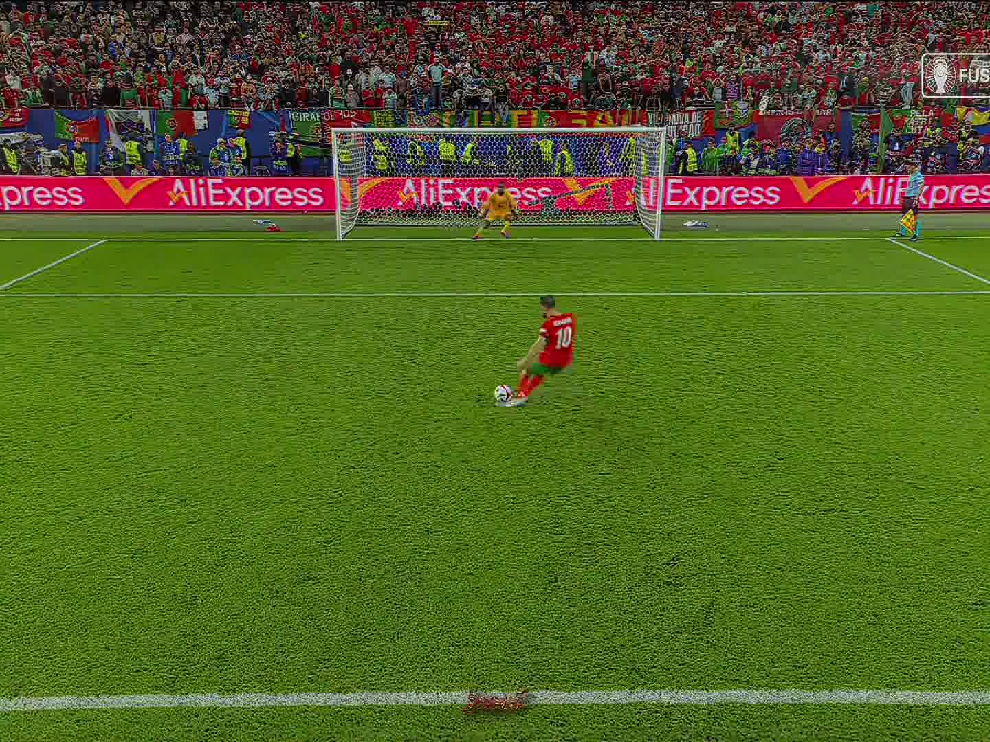 极致的点球质量#足球