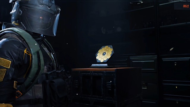 又陪了暗区突围一年。