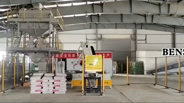 别再靠人力堆产量！智能码垛机器人，一机顶多人，老板都在装。#码垛机器人 #自动化设备 #工厂实拍 #