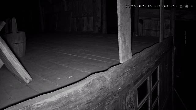 山村老屋半夜让你毛骨悚然