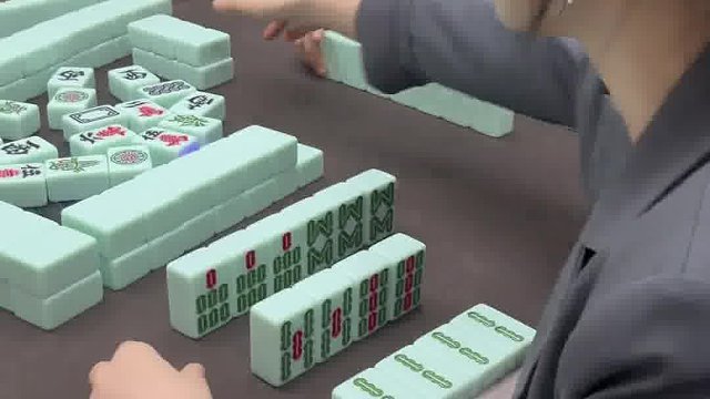 摸错牌了，差点包三家