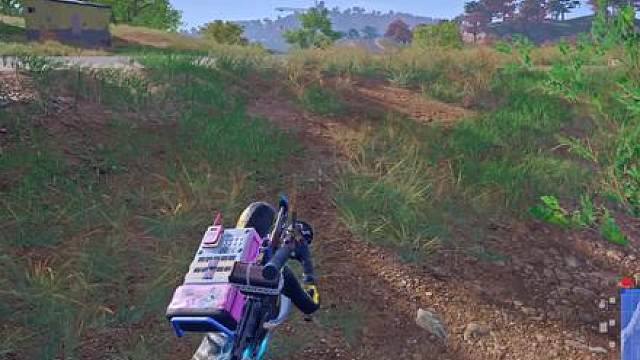 捡到火箭筒怎么玩？