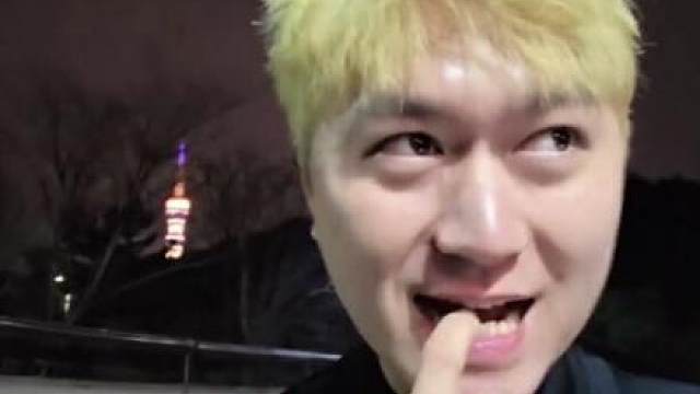 看看牙