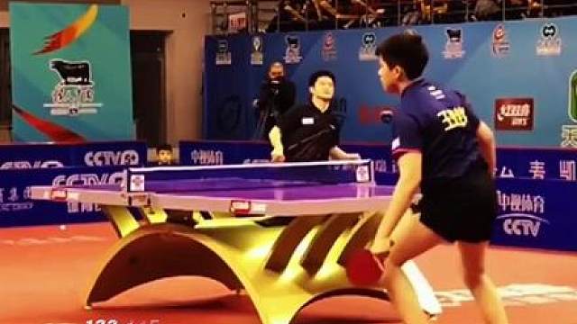 飘逸的正手撇拉之这球你拐我