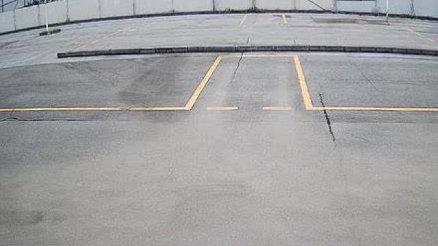 教练：不怪你，要怪就怪考场的线画错了