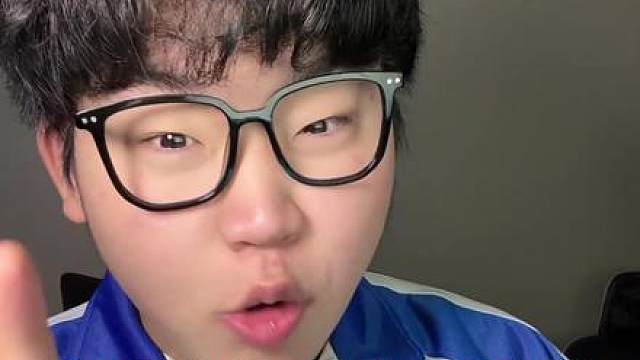 26VCT篆刀上架后的三棱军刺玩家*