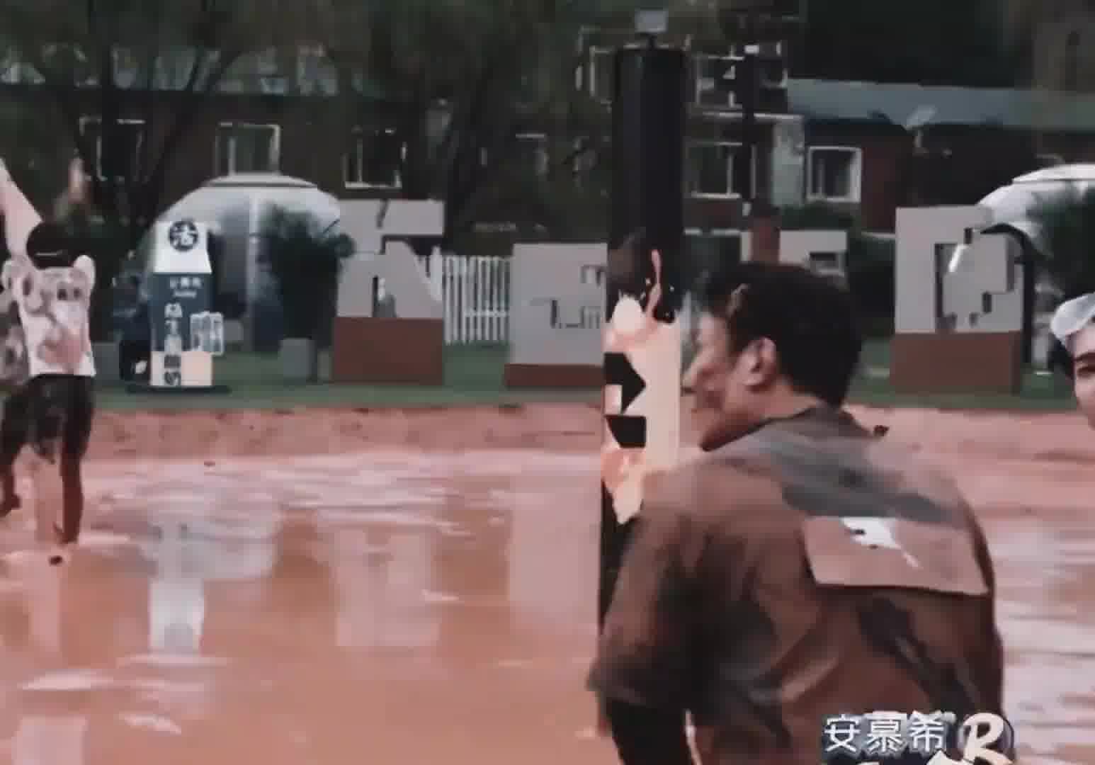 素材 《语言尖刀这一块》