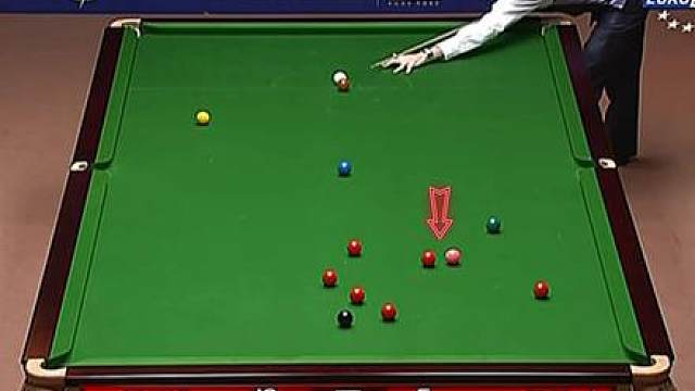 塞尔比的一杆解球，让威廉姆斯比裁判还确认他犯规了！