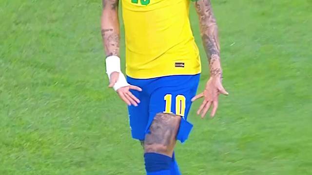 内马尔这场比赛好委屈啊