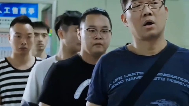 当安检遇上自己媳妇儿～