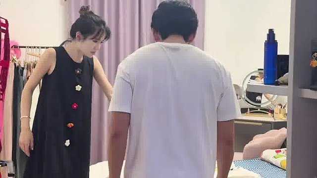 不知道啊 结婚前没说这么有心机啊