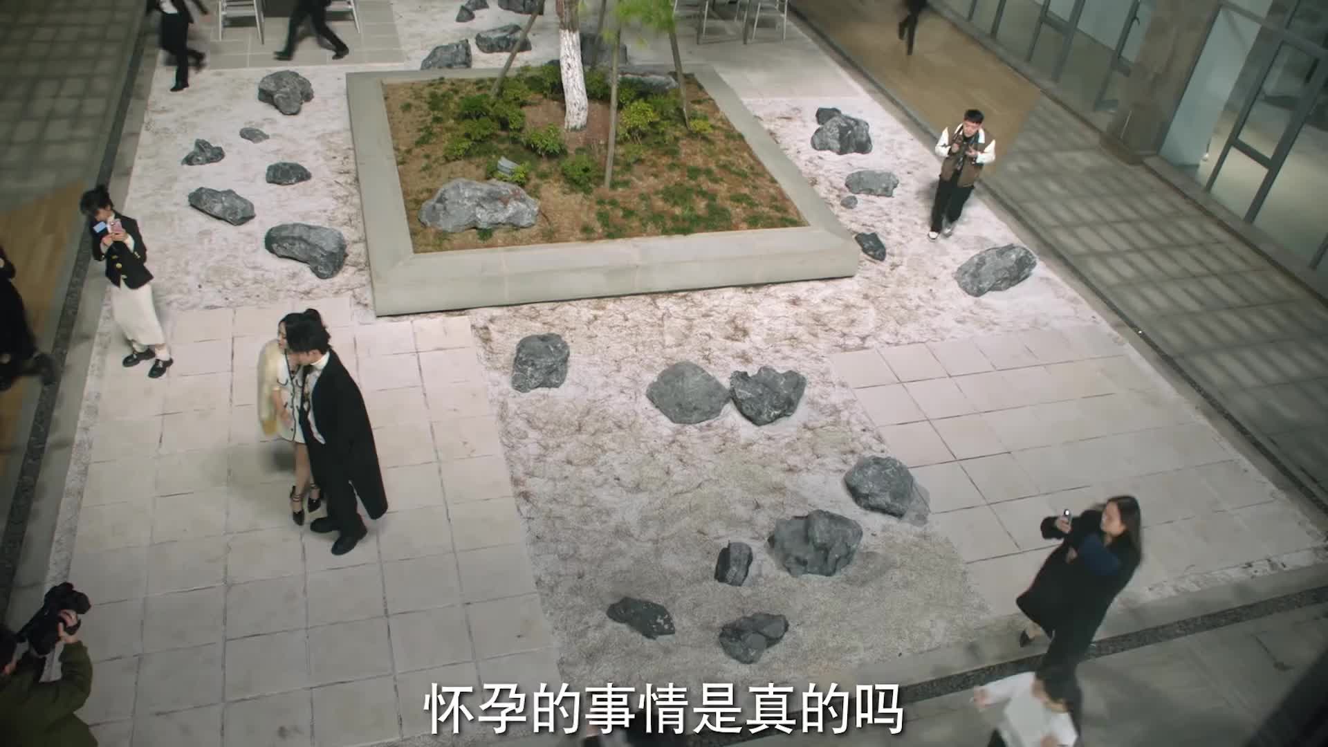 “当全身心爱一个人的时候，感情会蒙蔽心智”