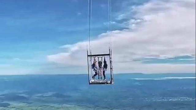 永远年轻，永远热泪盈眶，永远在路上