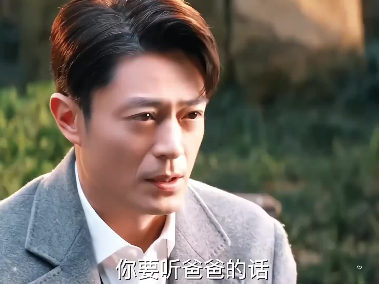 一般的癫剧我不看，但是癫成这样高低得看一下，霍建华纯纯本色出演