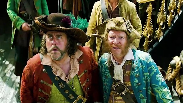 镂空状的丧尸鲨鱼头一次见 "加勒比海