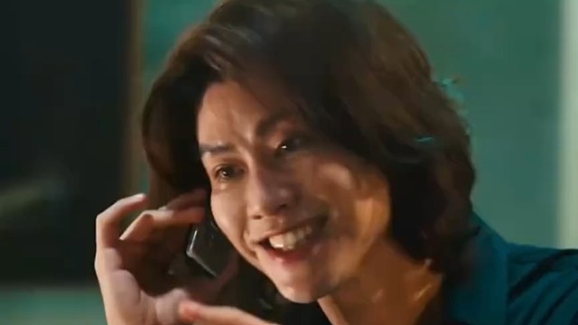 毒贩拿出一根吸管，竟把一枚塑料颗粒塞进吸管|黑白局