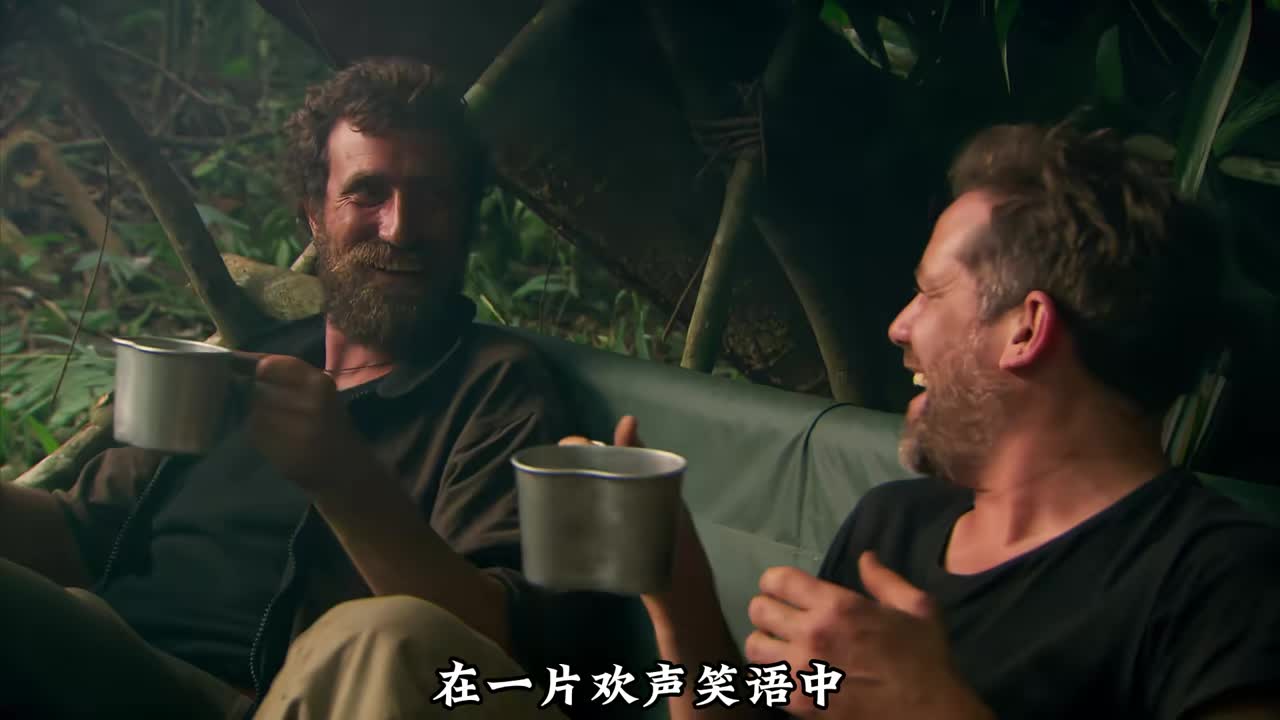 厨子和猎人在荒野竟然抓到一只野猪，彻底过上了皇家般享受生活